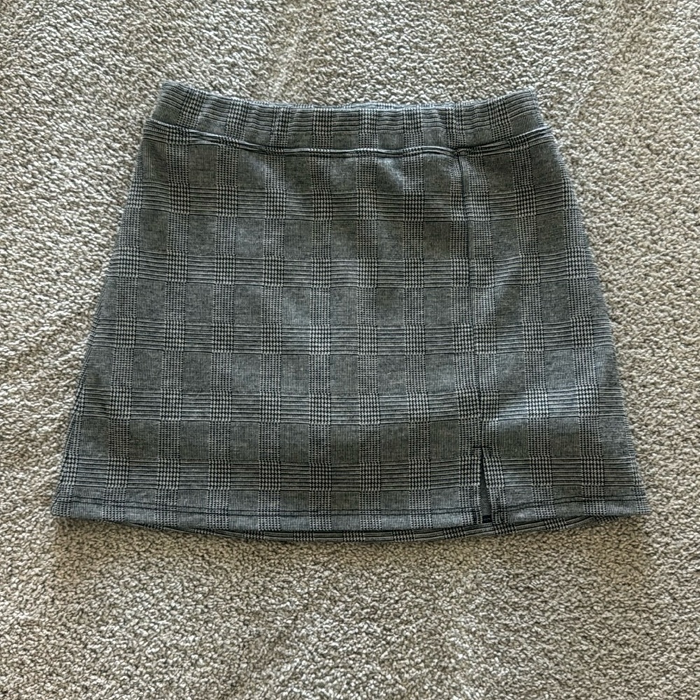 Art class skirt